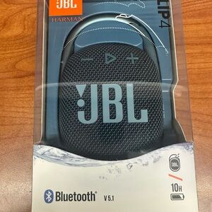 JBL Clip4 waterproof portable bluetooth speaker Blue